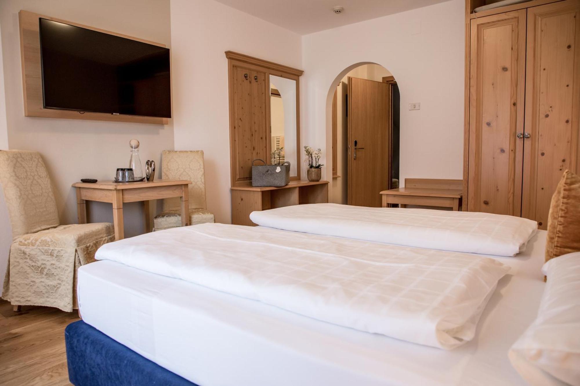 Hotel Gruber Sexten Phòng bức ảnh