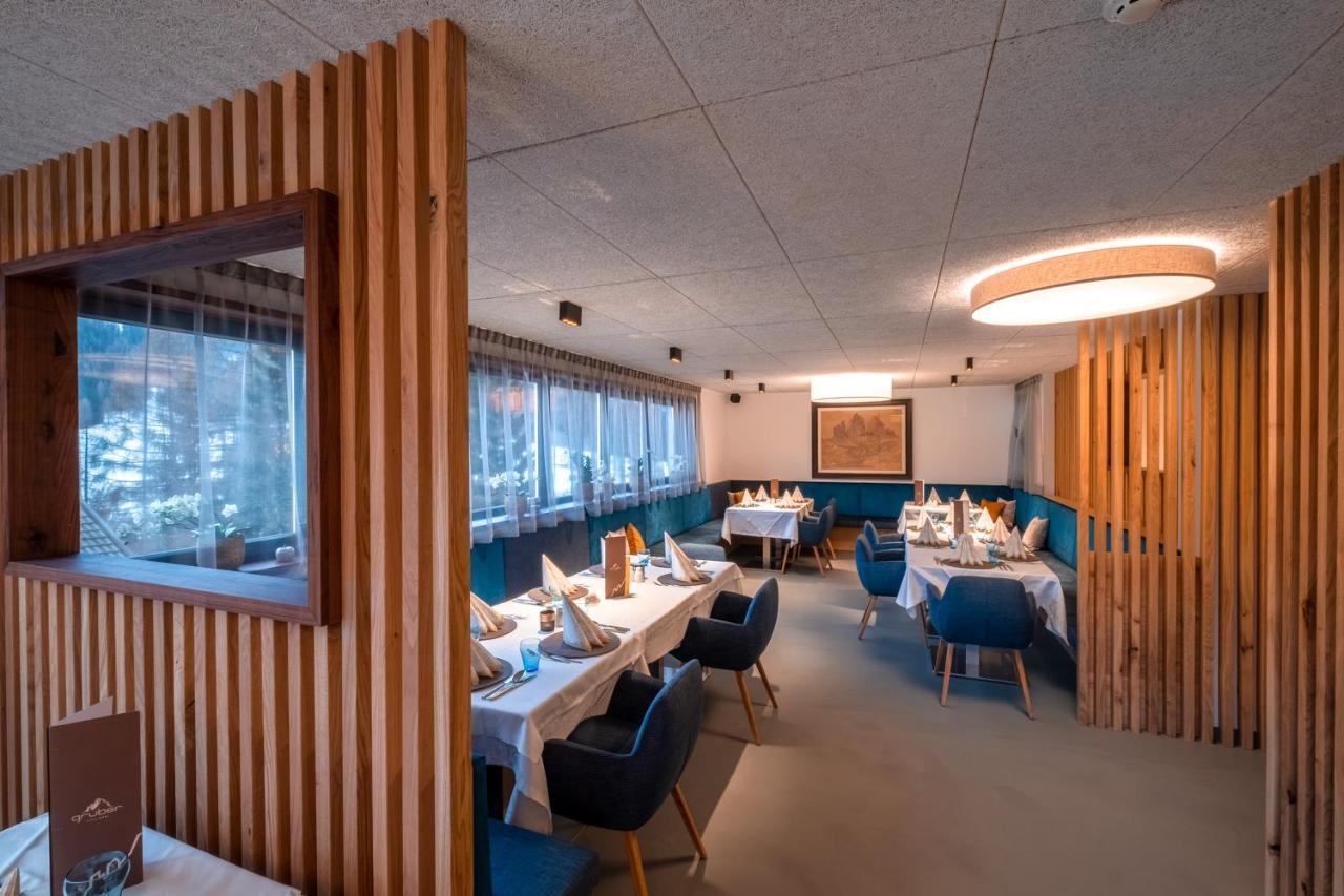 Hotel Gruber Sexten Ngoại thất bức ảnh