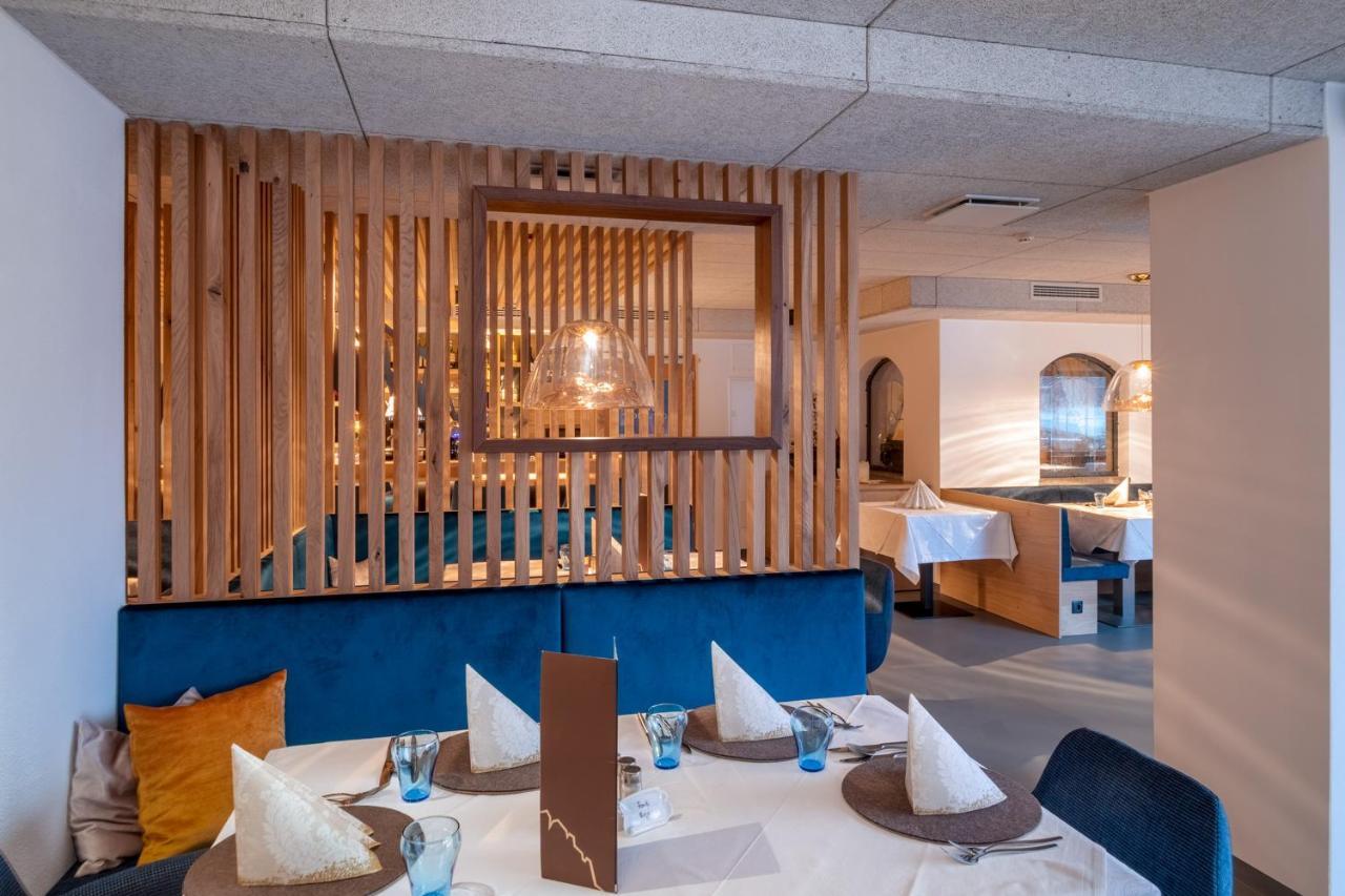 Hotel Gruber Sexten Ngoại thất bức ảnh
